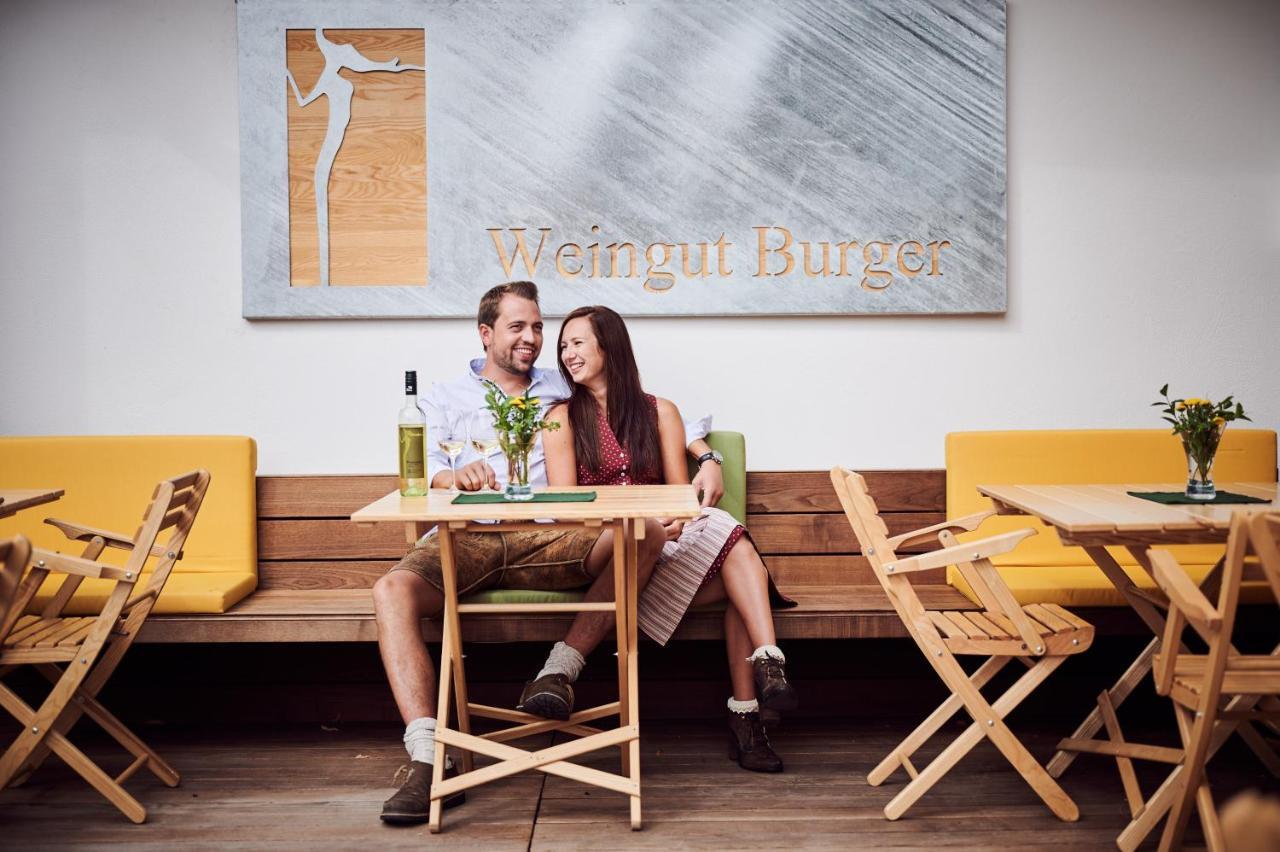 Weingut Burger Hotel Kalladorf Ngoại thất bức ảnh