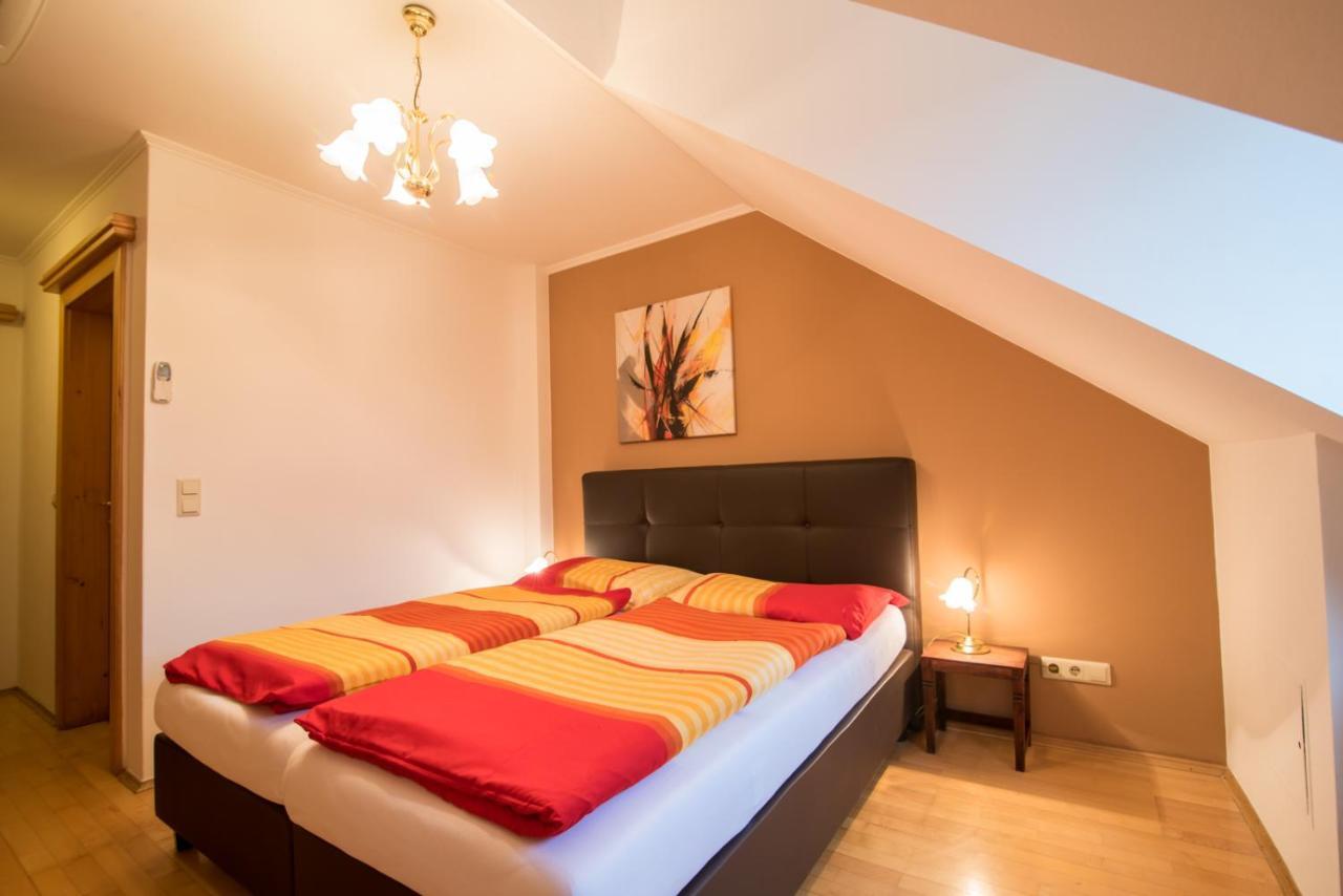 Weingut Burger Hotel Kalladorf Ngoại thất bức ảnh