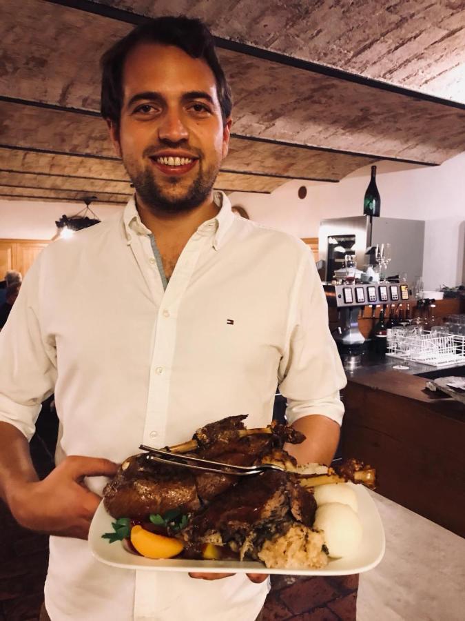 Weingut Burger Hotel Kalladorf Ngoại thất bức ảnh